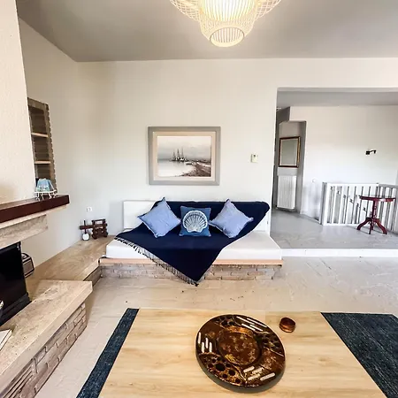 The φ Villa