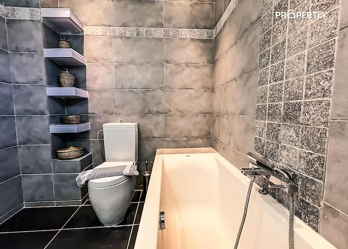 The φ #propertly Nea Kallikrateia